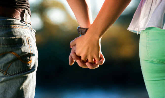 १६ वर्षांचे 'लिव्ह-इन' संबंध रक्ताळले...   नव्या प्रियकराच्या मदतीने जोडीदाराचा गळा चिरून कसारा घाटात फेकला...