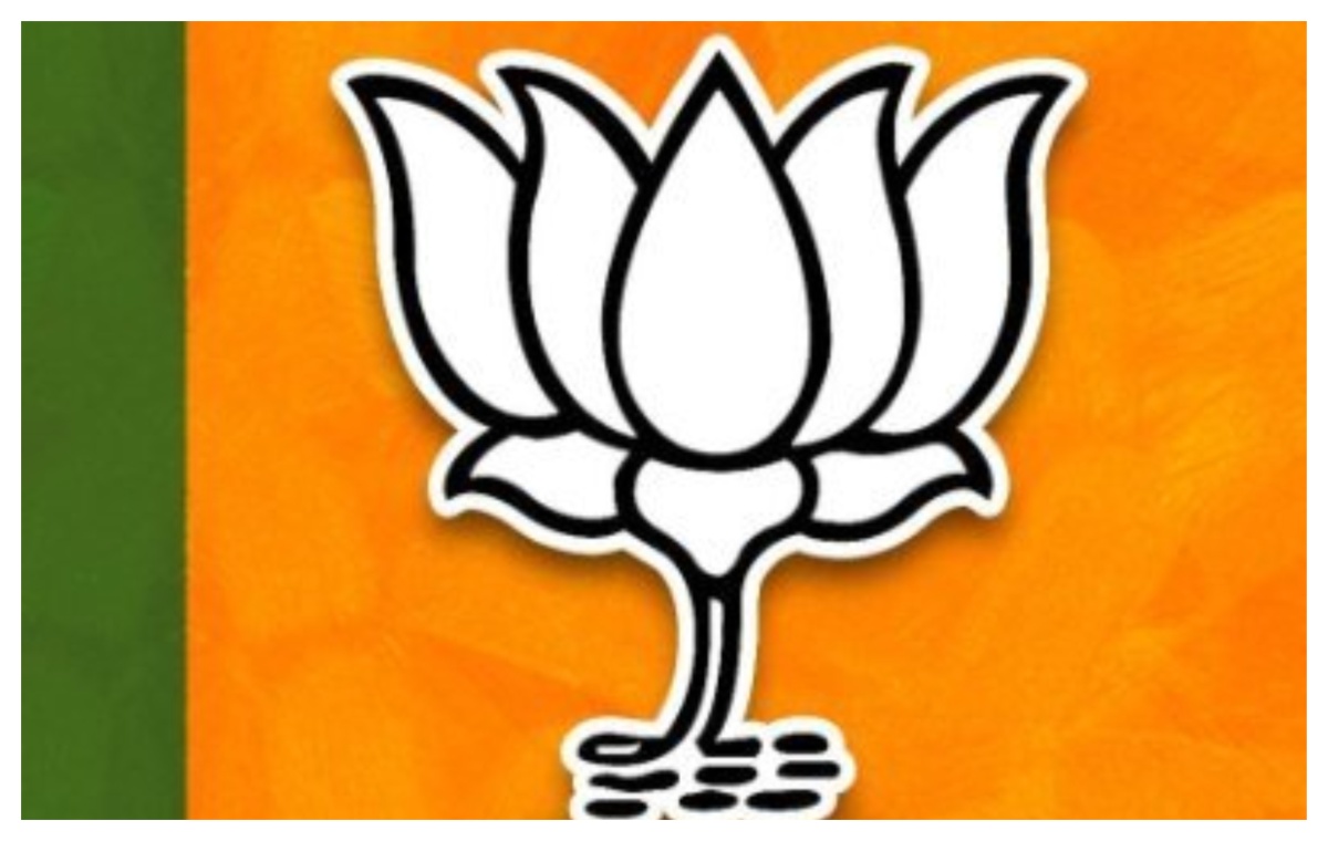 "इथं गपगुमान..." "...की मजबूत बांबू देतात"...   प्राजक्त तनपुरेंच्या भाजप प्रवेशावरून भाजप नेत्याचीच पोस्ट व्हायरल...