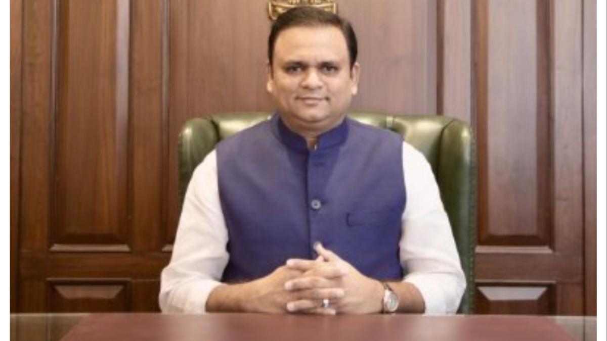 विधानसभा अध्यक्ष राहुल नार्वेकर यांचा हाणामारीचा व्हिडिओ व्हायरल... 