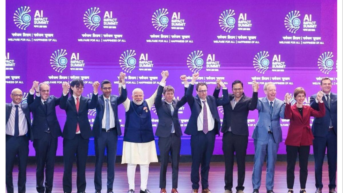 भारताचा विश्वविक्रम... २४ तासात अडीच लाख...