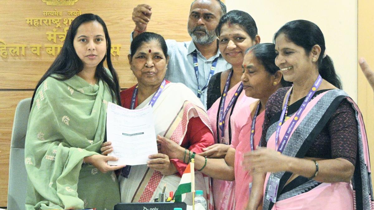 अंगणवाडी सेविकांच्या मागण्यांबाबत मंत्री आदिती तटकरे म्हणाल्या...