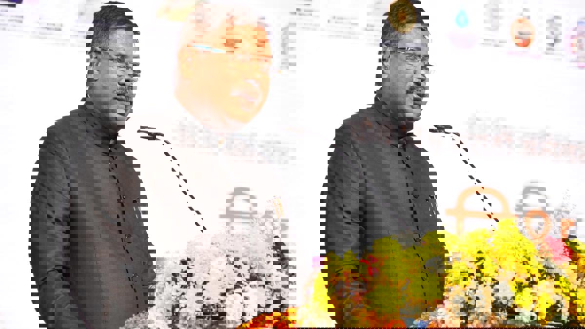 'मराठी भाषेत शिकूनच...' निवृत्त सरन्यायाधीश भूषण गवई यांचा विश्व मराठी संमेलन समारोपात मोठा खुलासा...