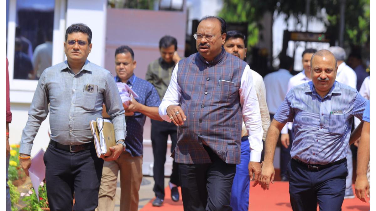 मोजणी प्रकरणांचा जलद निपटारा करण्यासाठी मोठा निर्णय...  मंत्री चंद्रशेखर बावनकुळे यांची घोषणा...