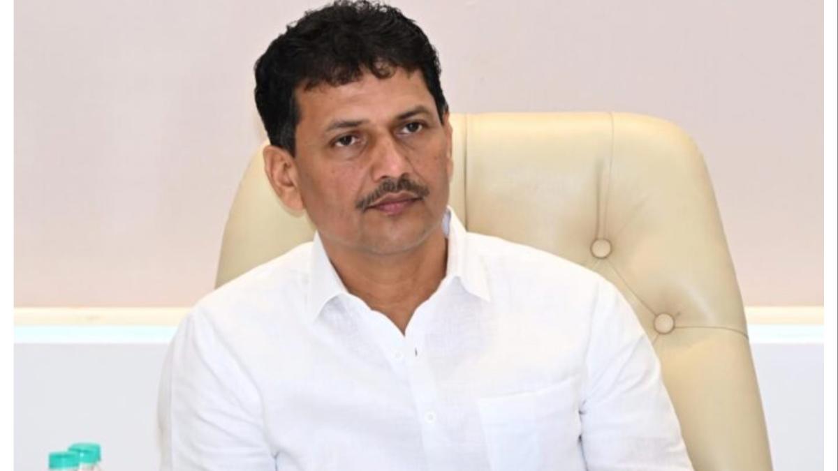 मेडिक्लेमबाबत असंख्य गंभीर तक्रारी... आरोग्यमंत्री बैठकीत म्हणाले...