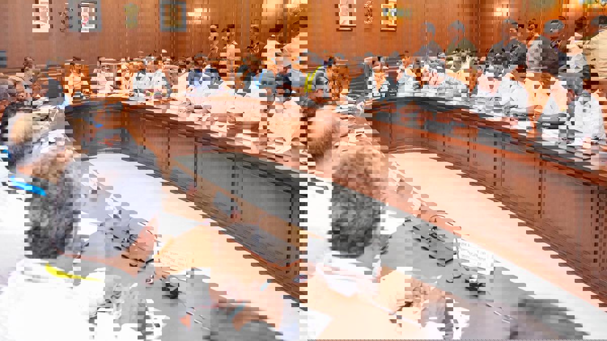 धनगर आरक्षणासाठी मुख्यमंत्री देवेंद्र फडणवीस यांची मोठी घोषणा...