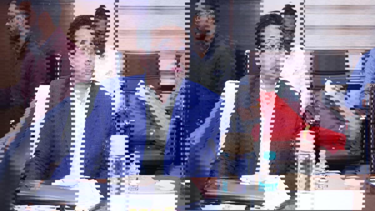 कुंभमेळ्यात बिगर हिंदूंचे स्टॉल दिसल्यास उखडून टाका... मंत्री नितेश राणेंचे प्रक्षोभक वक्तव्य...