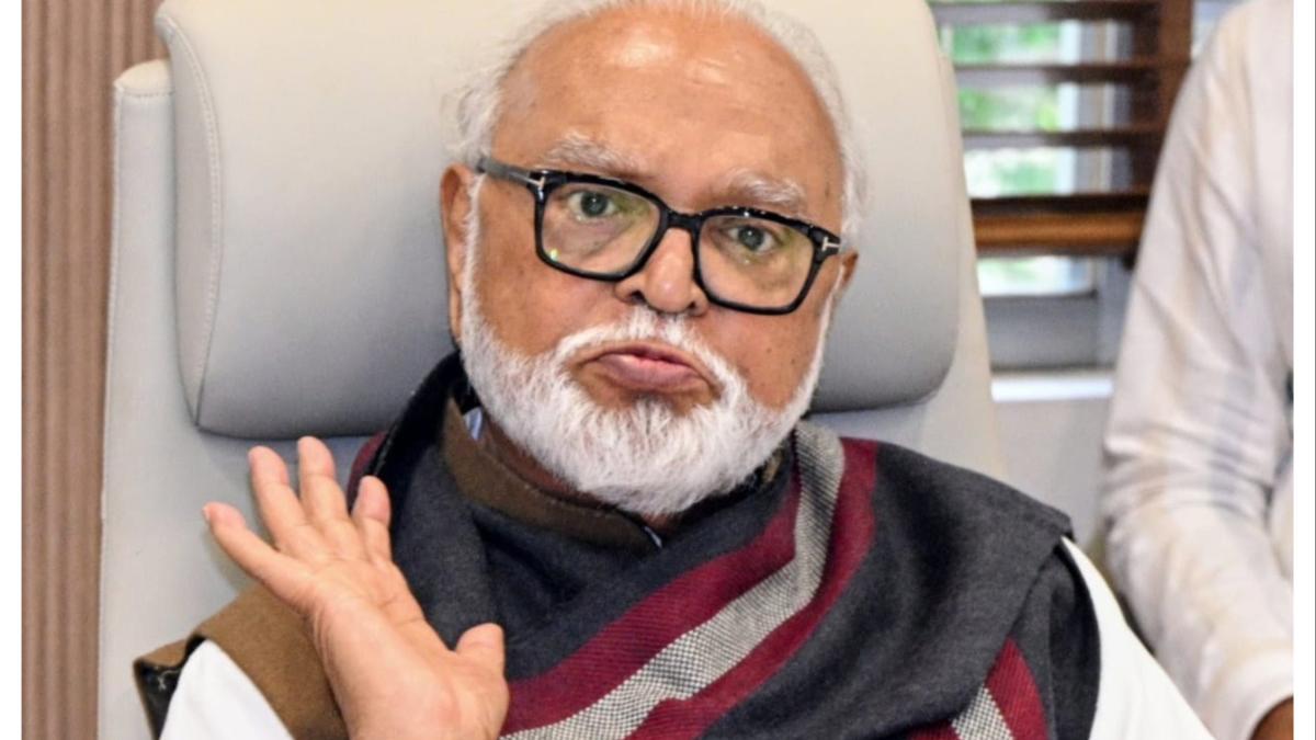 एलपीजी गॅसचा प्रश्न विधिमंडळात... मंत्री छगन भुजबळ यांनी सर्व जिल्हाधिकाऱ्यांना दिले हे आदेश...