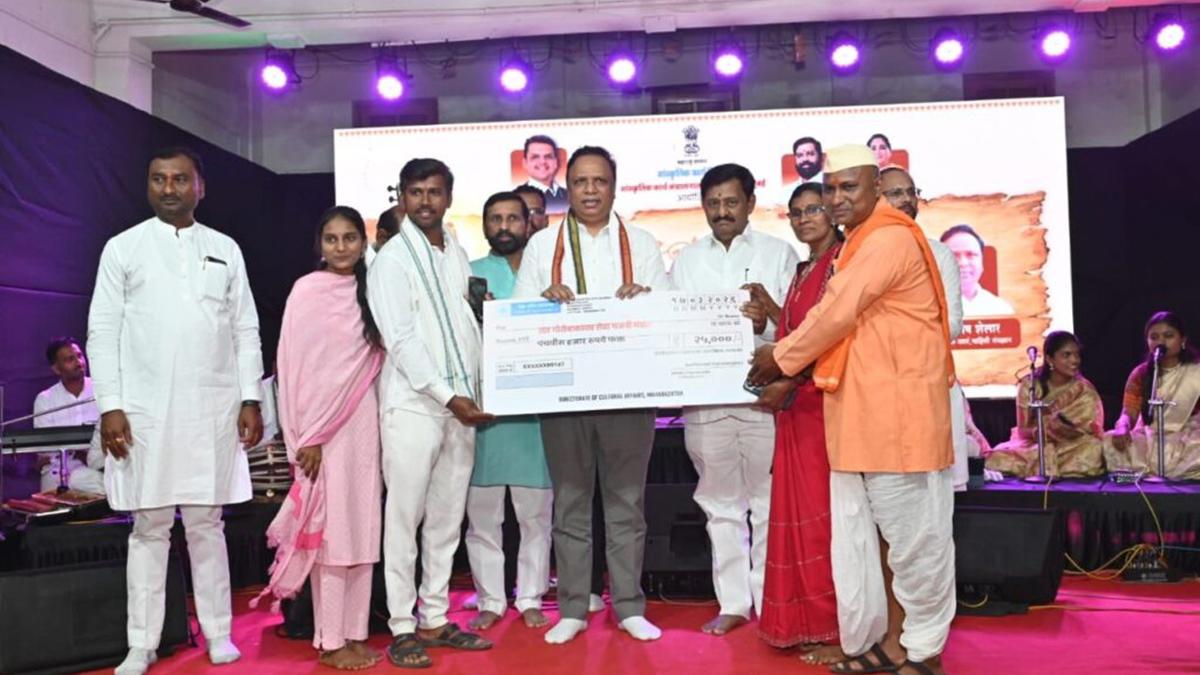 राज्यातील भजनी मंडळांना प्रत्येकी इतक्या हजार रुपयांचे अनुदान...