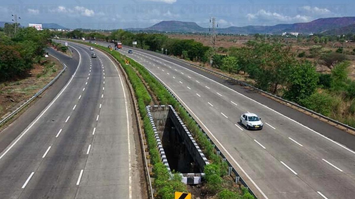 नाशिक-धुळे प्रवास होणार सुखकर...  हायवेसह नवीन उड्डाणपुलाचा मार्ग मोकळा...