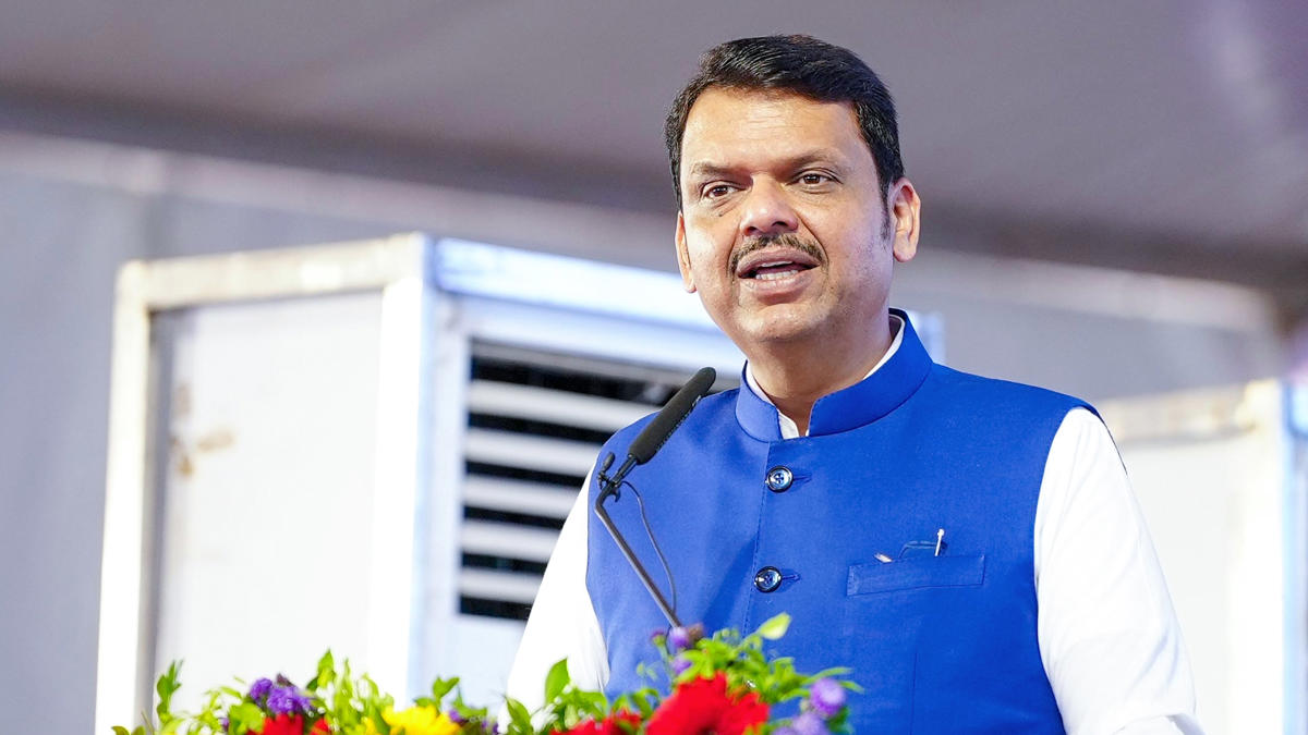 भोंदूबाबा अशोक खरात प्रकरणात मुख्यमंत्री फडणवीस पहिल्यांदाच बोलले...