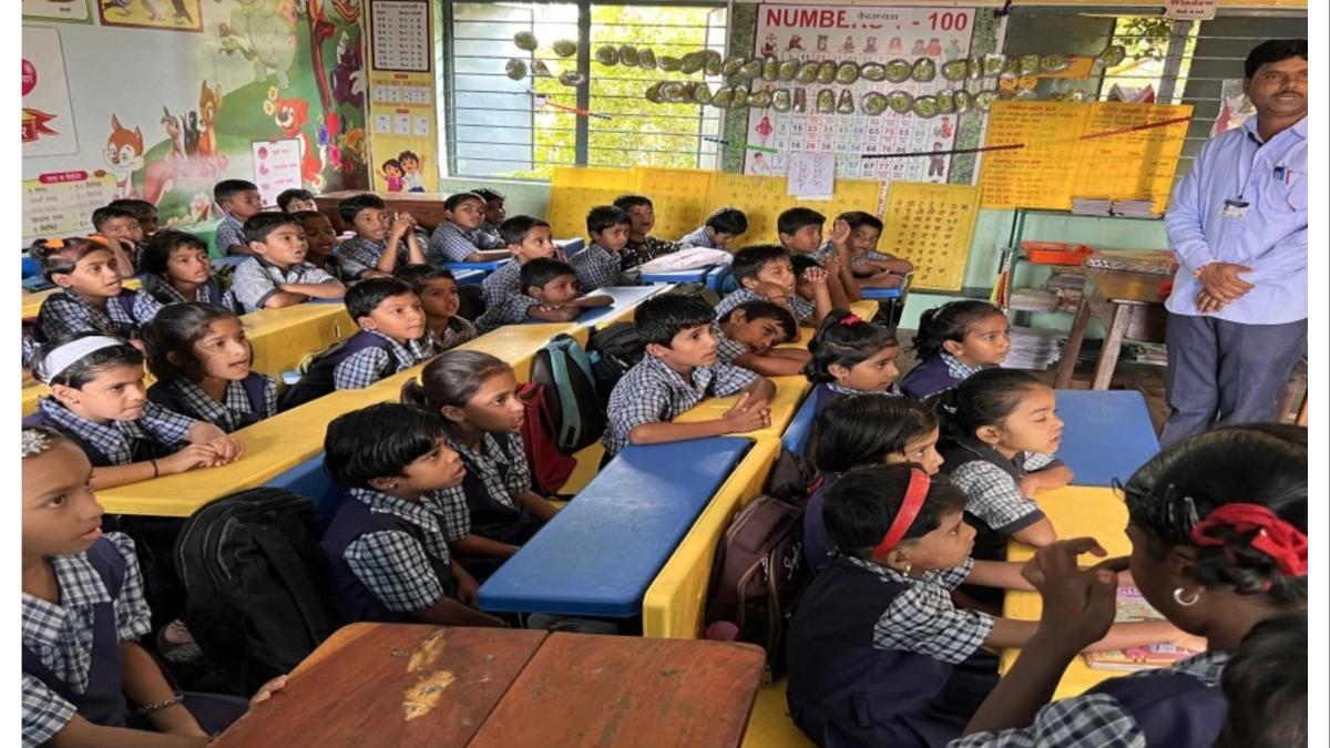 शाळांची उन्हाळी सुटी जाहीर... या तारखेला वाजणार पुन्हा शाळेची घंटा...