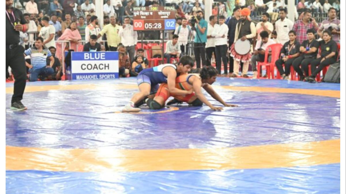 महिला कुस्ती स्पर्धेसाठी सरकार दरवर्षी देणार इतक्या लाखांचा निधी... मंत्री जयकुमार गोरे यांची घोषणा...