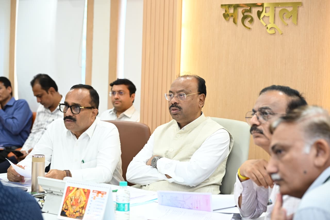 बनावट खरेदीखत अन् कागदपत्रे बनवणाऱ्यांना चांगलाच घाम फुटणार...  या कायद्यानुसार आता होणार कारवाई...