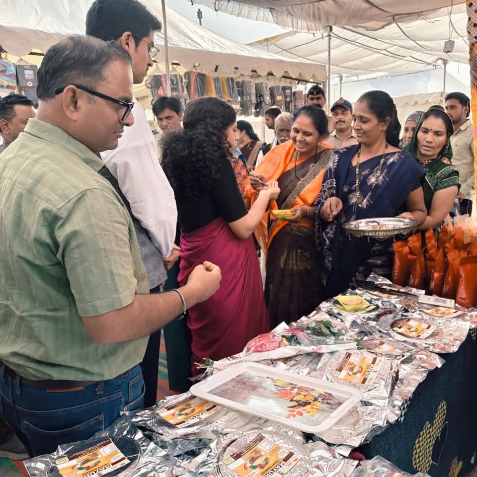 सारंगखेडा चेतक महोत्सवात महिला बचत गटांनी केला एवढा धंदा... या पदार्थांना सर्वाधिक मागणी...