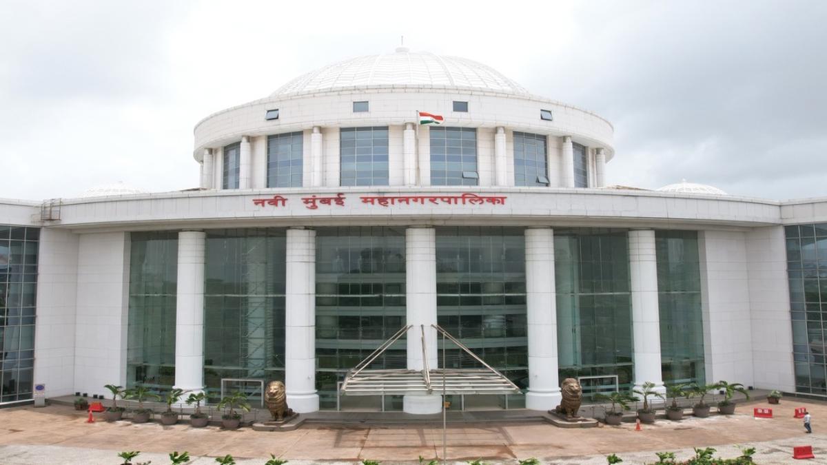 नवी मुंबईत देशातील पहिले 'टेक्सटाईल रिकव्हरी फॅसिलिटी' केंद्र...  कापड कचऱ्यातून महिलांना मिळणार रोजगार...