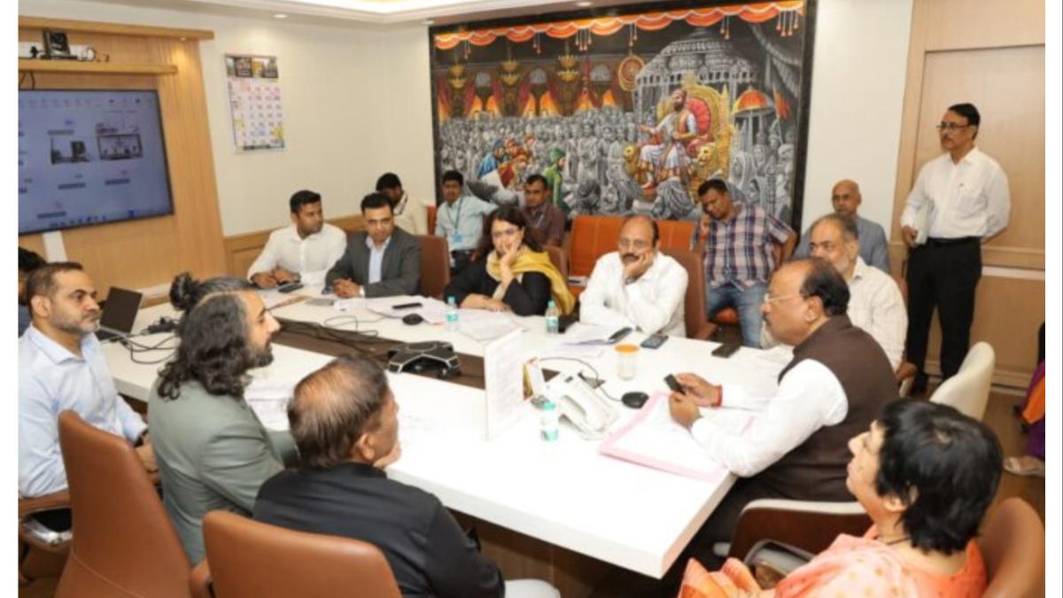 घर खरेदीदारांसाठी अच्छे दिन?  या माफीमुळे गृहप्रकल्पांचा खर्च घटणार...  महसूलमंत्र्यांची 'क्रेडाई'ला ग्वाही...