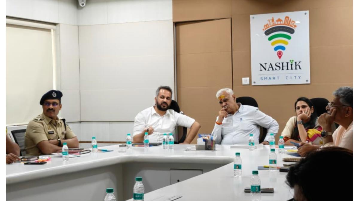 नाशिकमध्ये कुंभमेळ्याची कामे कशी सुरू आहेत? आढावा घेऊन युपीचे माजी मुख्य सचिव म्हणाले...