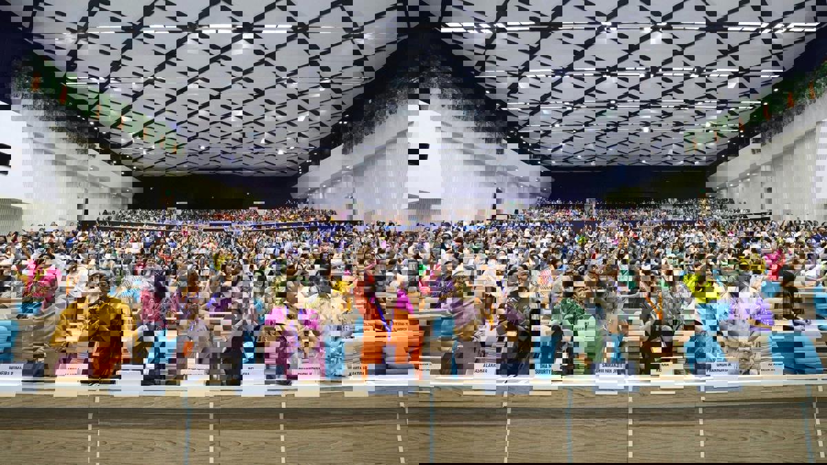 महिला आरक्षण केवळ 'ढाल'... सत्तेच्या हव्यासापोटी देशाचे तुकडे? केंद्र सरकारचा खरा डाव वेगळाच?