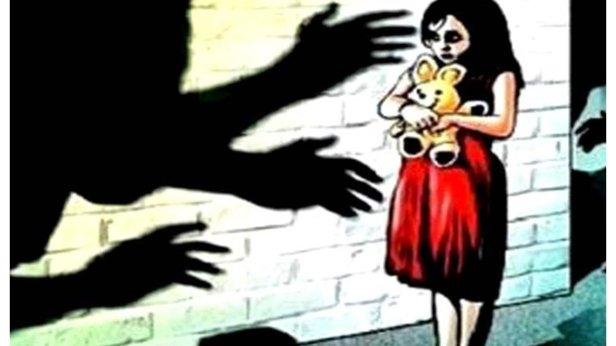 नाशकात नराधमांचा उच्छाद... दोन अल्पवयीन मुलींचा विनयभंग