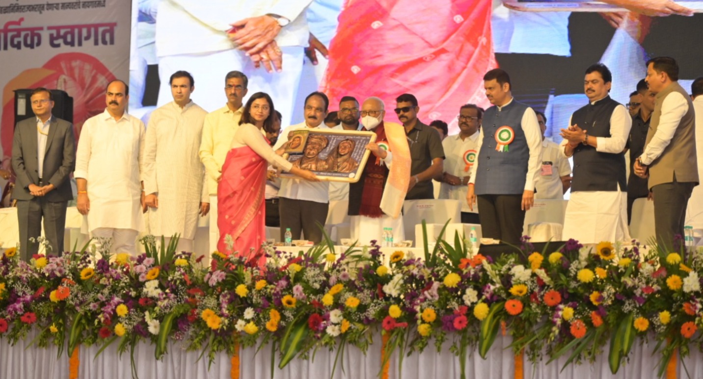 "देवा देता है तो छप्पर फाडके देता है"... शस्त्रक्रियेनंतर प्रथमच जनतेत आलेले छगन भुजबळ असे का आणि कुणाला म्हणाले?