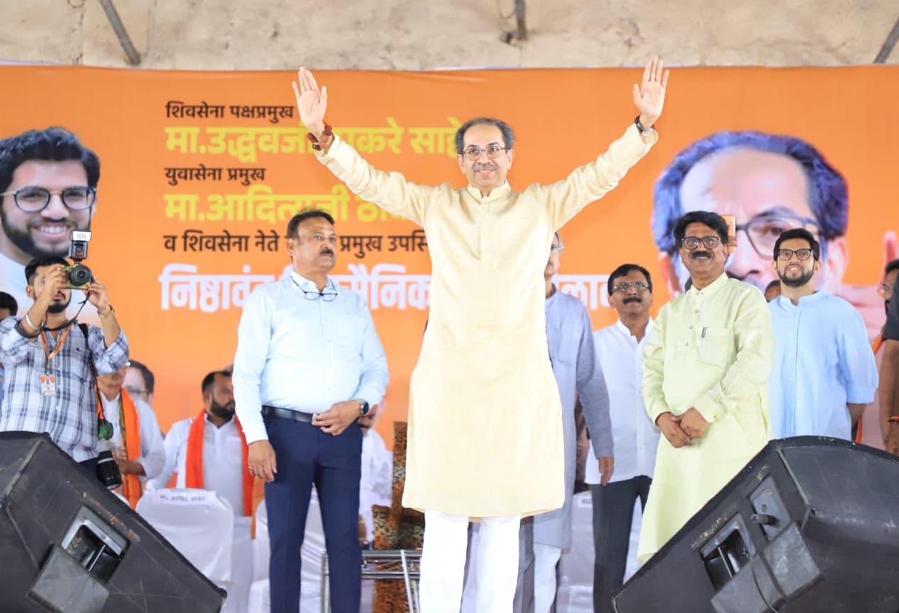 'माझी चूक झाली, मला क्षमा करा!' उद्धव ठाकरेंनी मागितली जाहीर सभेत माफी...  कुणाची आणि का?