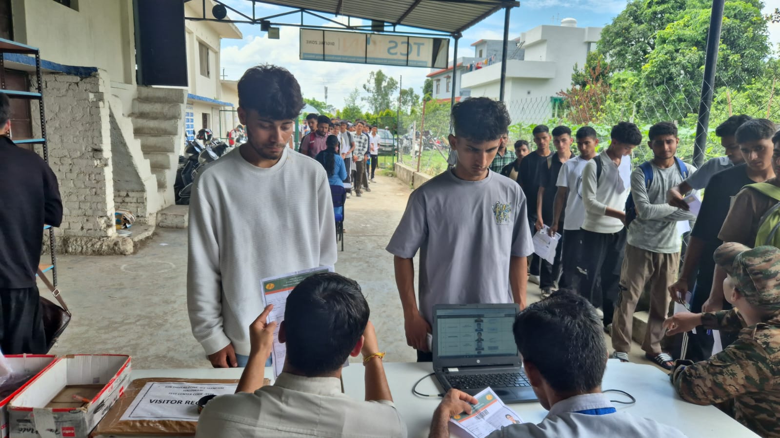 सैन्य भरतीत निवड झालेल्या उमेदवारांची पुढील चाचणी या दिवशी