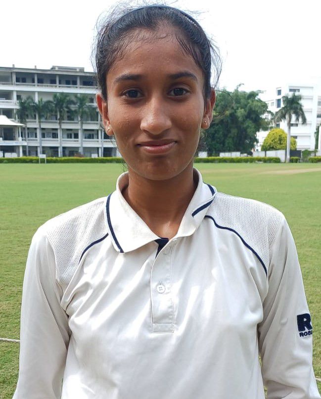 नाशिकच्या लेकींची दमदार कामगिरी... सलग पाचव्या विजयासह नाशिक गट विजेते...