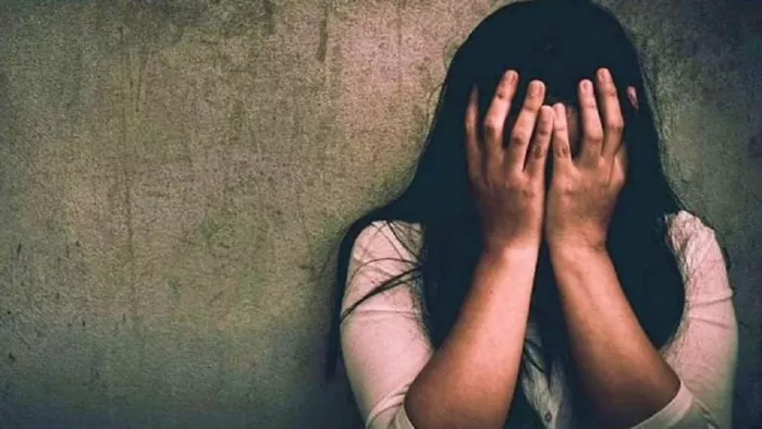 ३ लाखात विकलेली नवरी शिर्डीत पळाली...  वऱ्हाडींनी पाठलाग करून पकडल्यावर फुटले बिंग...