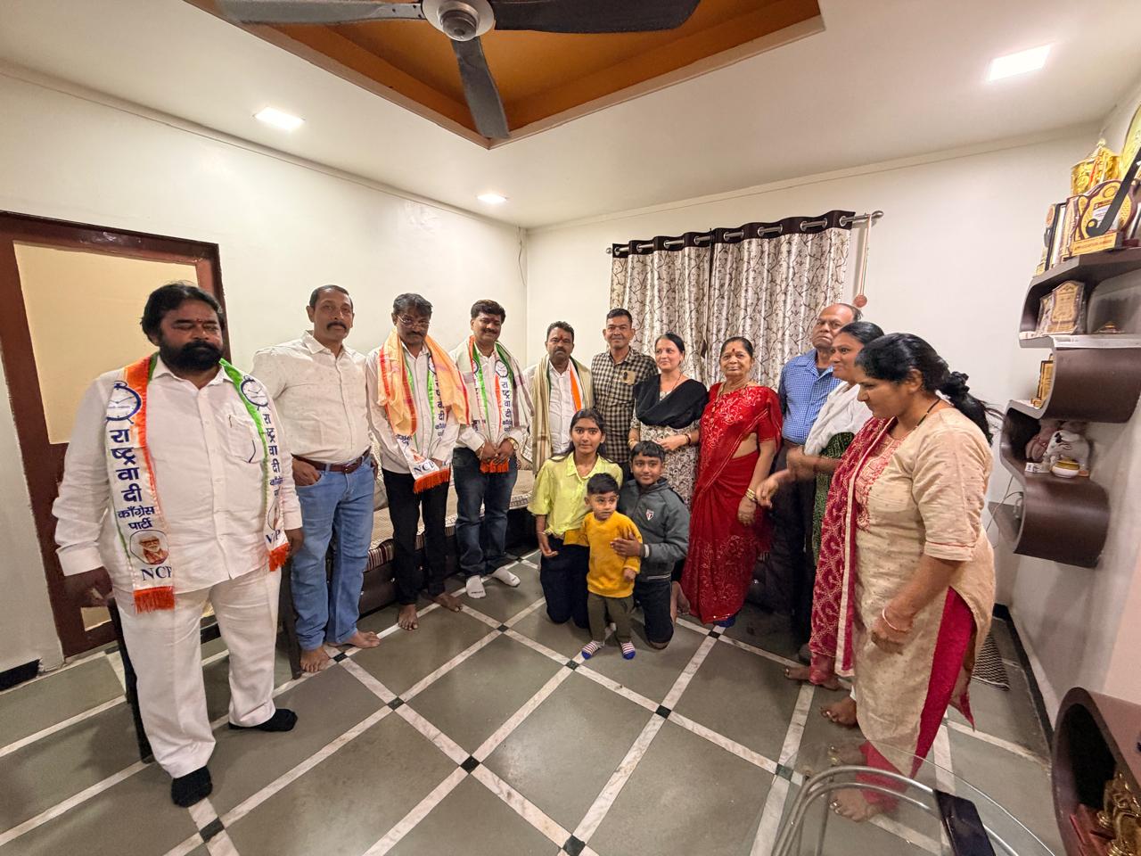 कामातून उलगडणारा विश्वास... प्रभाग ३ मध्ये अंबादास खैरे यांचा झंझावात...