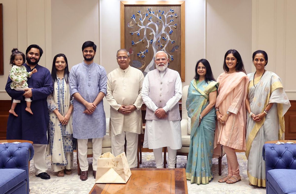 कन्येच्या विवाहाचे सुप्रिया सुळेंनी दिले मोदींना निमंत्रण... पंतप्रधान लग्नाला येणार?
