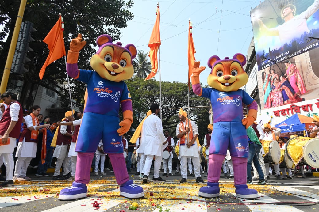 पुण्यात रंगारंग कार्यक्रमांनी दाखवली भव्यतेची चुणूक...  ३५ देशांतील २८ संघ मैदानात...