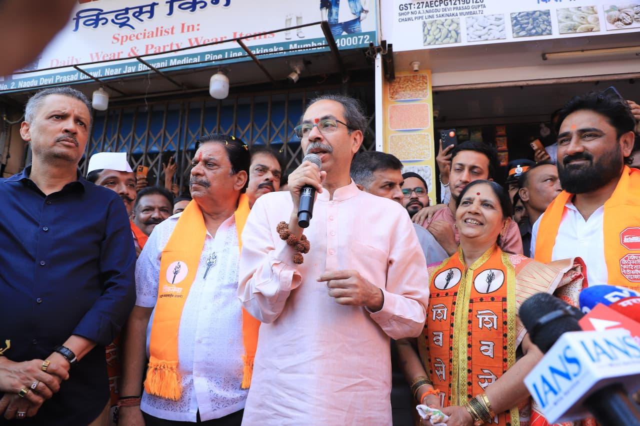 अवघे ६ नगरसेवक असतानाही ठाकरेंचा महापौर होणार? राजकीय हालचालींना वेग 