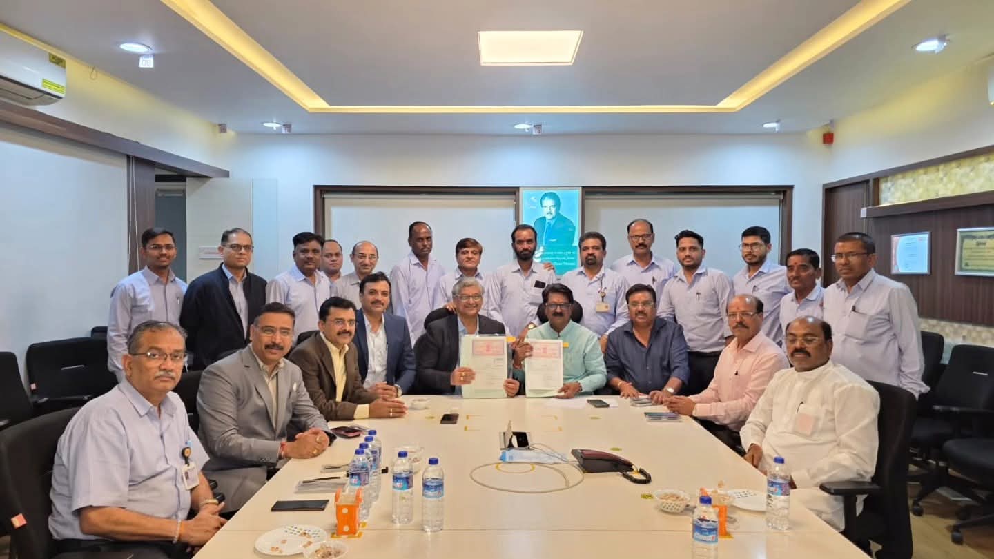 इगतपुरी 'महिंद्रा'च्या कामगारांची ऐतिहासिक सरशी... इतक्या हजारांची  दणदणीत वेतनवाढ...