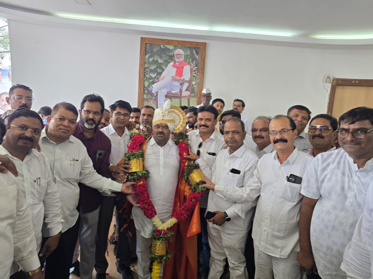 जिल्हाध्यक्ष झालो तरी येवल्याशी नाळ कायम जोडलेली राहील... प्रत्येक मंगळवारी नागरिकांच्या सेवेसाठी  उपस्थित राहणार... दिलीप खैरे यांचे आश्वासन