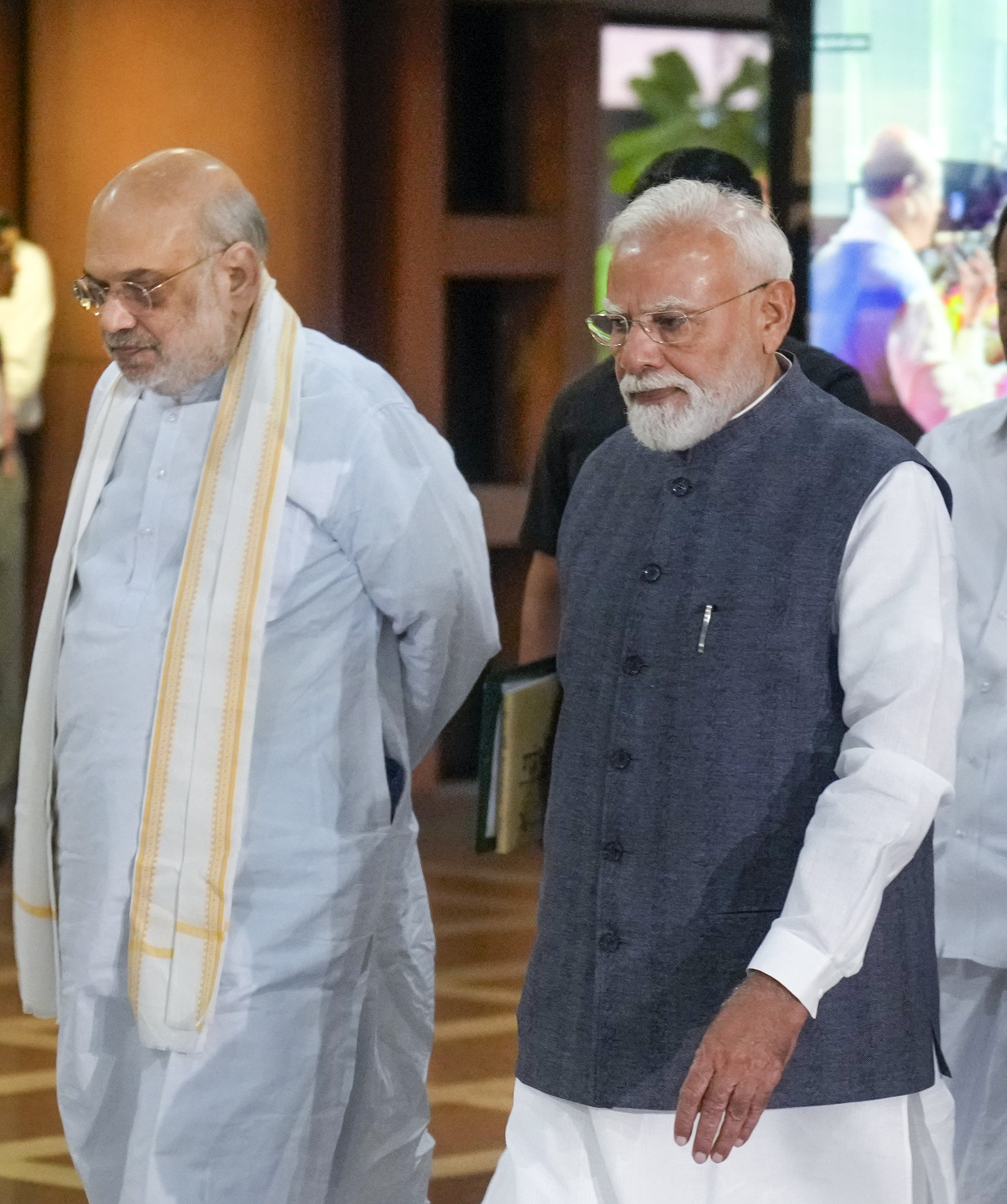 देशात एकाच वेळी १४ राज्यात मोठे छापे...   २५३ जण ताब्यात...  पाकिस्तानातून रचला होता कट...