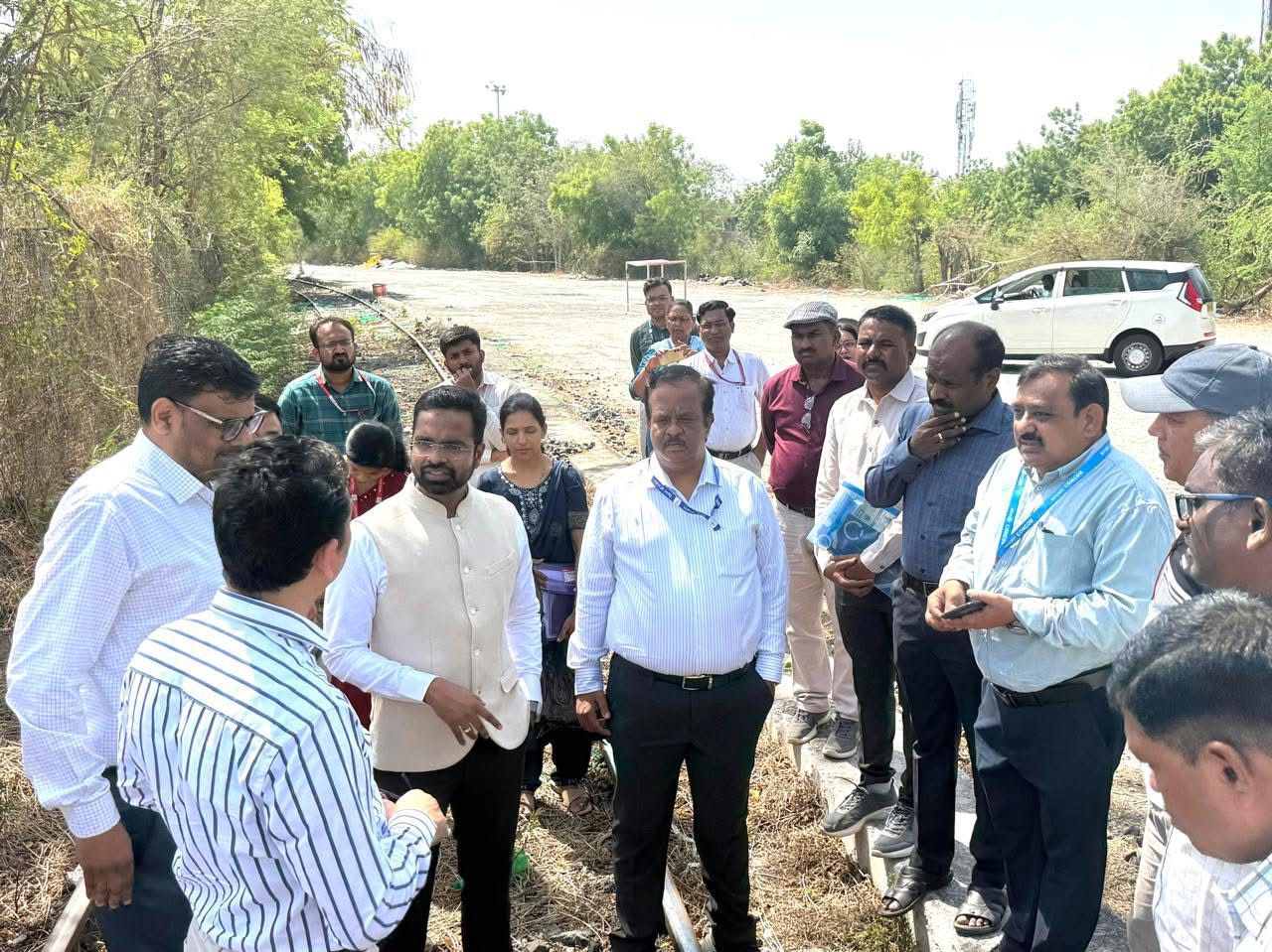 ब्रँड 'जळगाव बनाना' आता थेट आंतरराष्ट्रीय बाजारात...   दिल्लीचे विशेष पथक जळगावात...