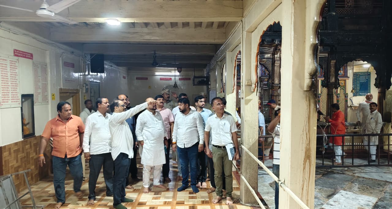 संत सखाराम महाराज संस्थान आग...  किती नुकसान झाले?  पाहणी केल्यानंतर मंत्री गुलाबराव पाटील म्हणाले...
