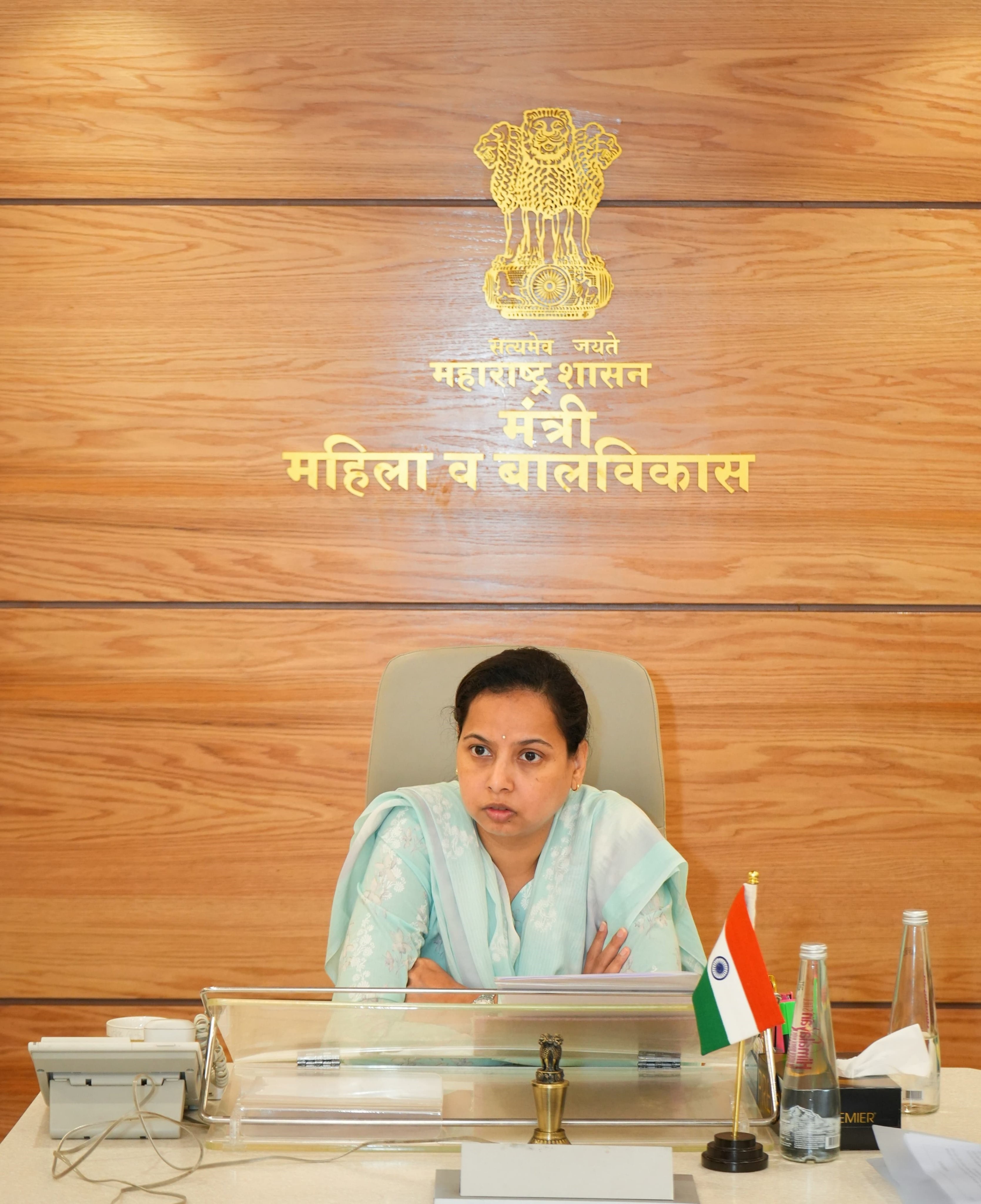 अंगणवाडी कर्मचाऱ्यांचा संप अन् मोर्चा...  मंत्री आदिती तटकरे यांच्या बैठकीत महत्त्वपूर्ण निर्णय...