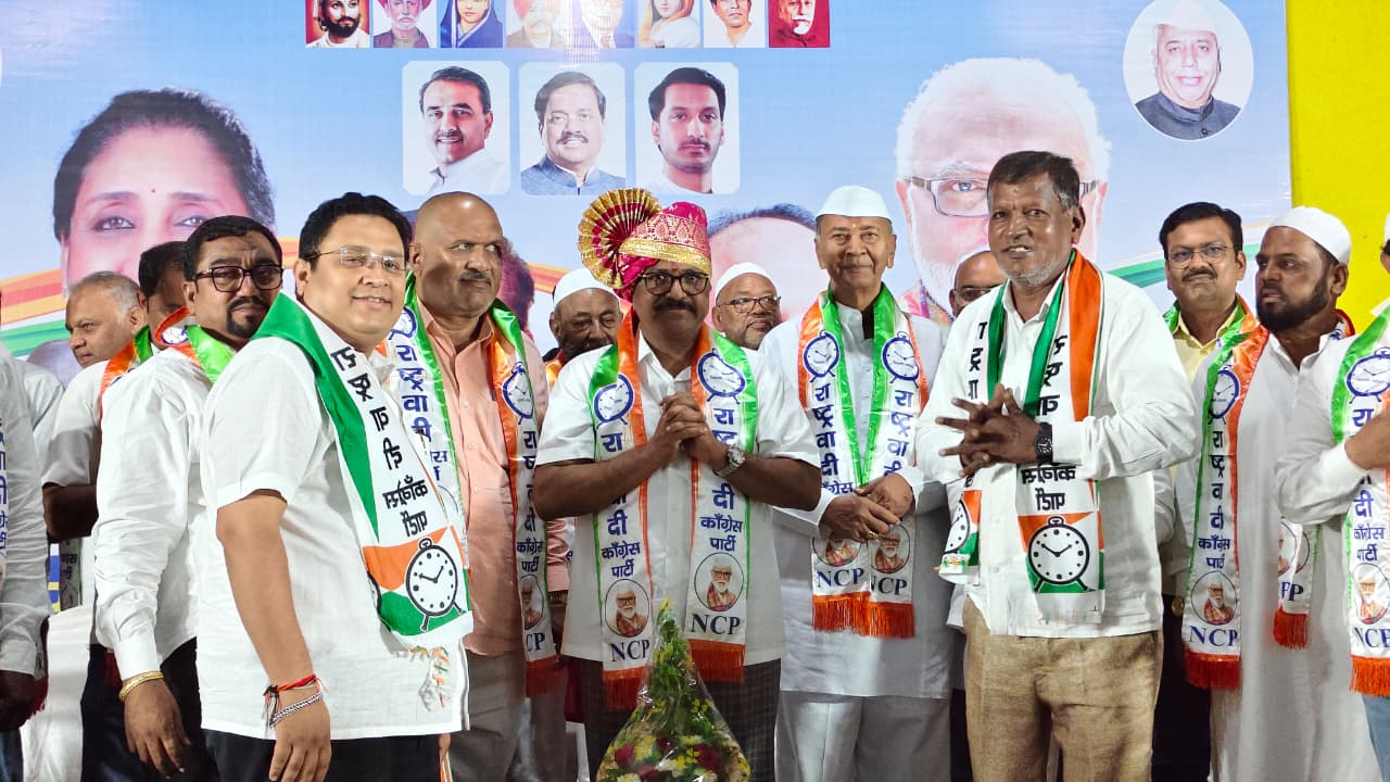 येवल्यात राष्ट्रवादीला मोठे बळ....  शिवसेना, भाजप, राष्ट्रवादी शरद पवार गटाच्या शेकडो पदाधिकाऱ्यांचा राष्ट्रवादीत प्रवेश