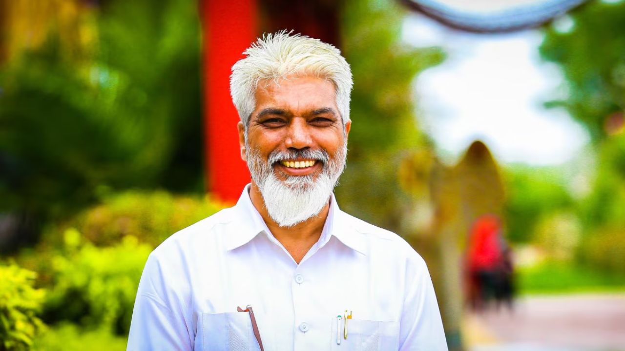 शाळा सुरू होताच रंगणार... ' पहिल्याच दिवशी मिळणार...  विद्यार्थिनींसाठी हे सक्तीचे...